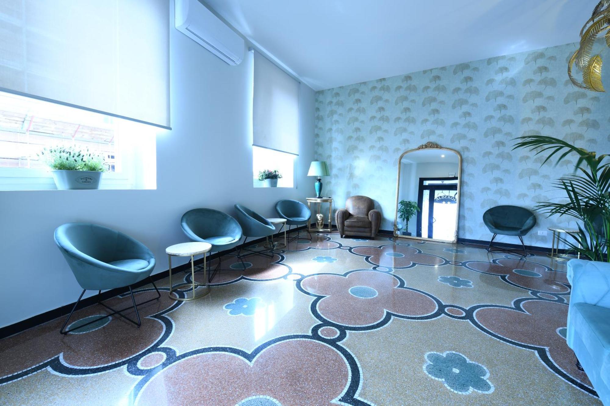Hotel La Tavernetta فاراتسي المظهر الخارجي الصورة